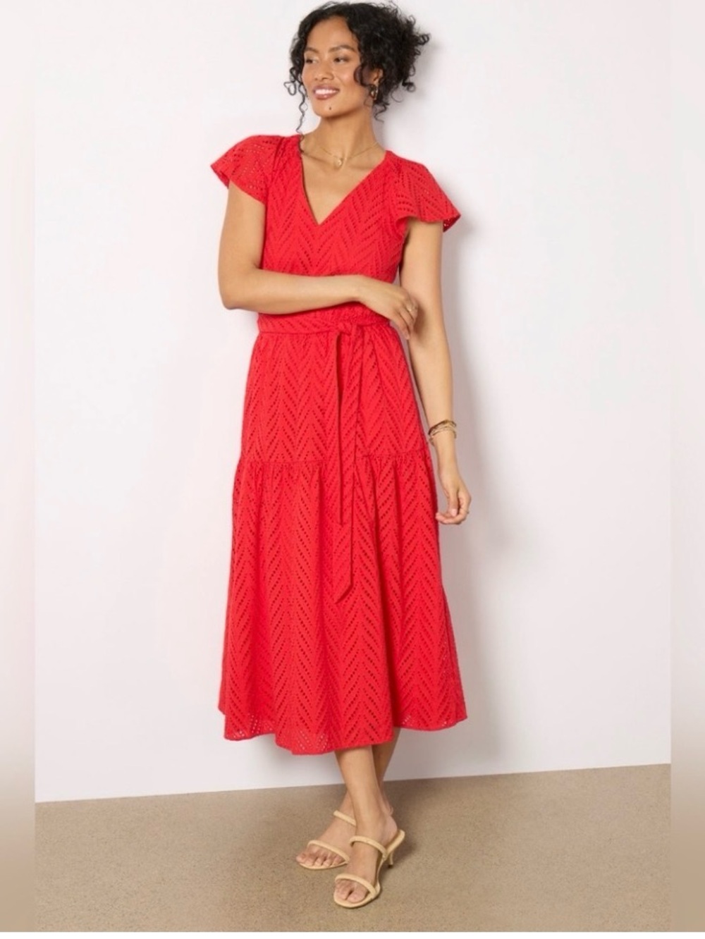 Evereve Red Eyelet V-Neck Tie-Waist Midi Dress